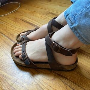 Birkenstock yara